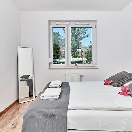 Modern Apartments Wroclaw By Renters Exterior photo