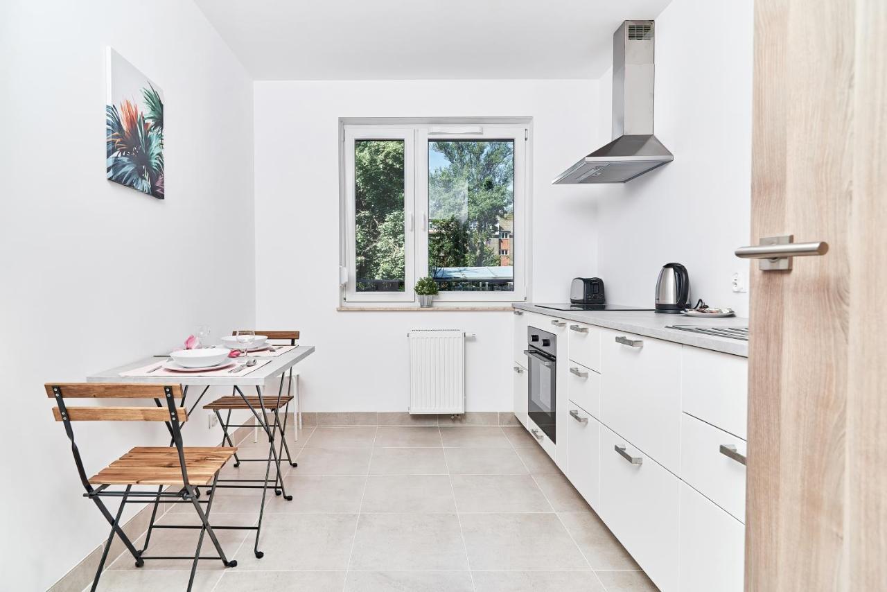 Modern Apartments Wroclaw By Renters Exterior photo