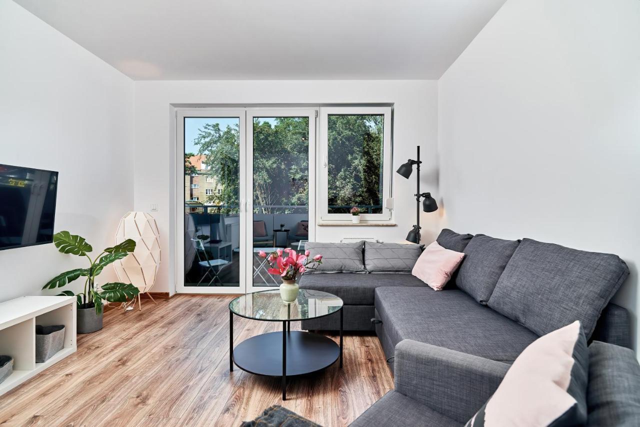 Modern Apartments Wroclaw By Renters Exterior photo